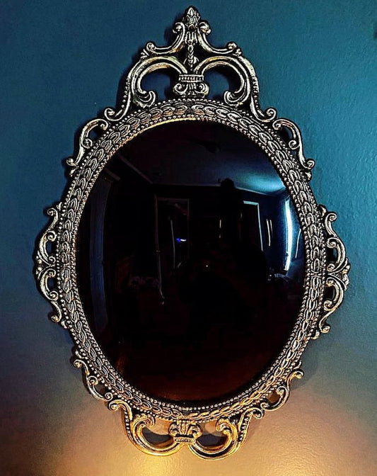 Using Scrying Mirrors