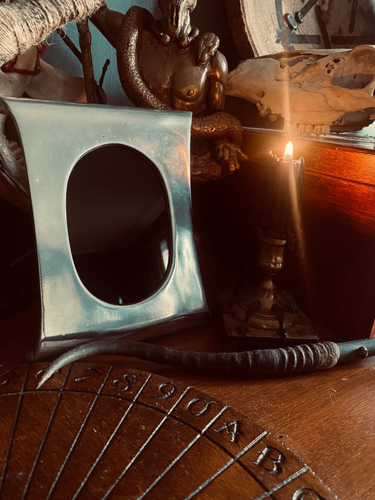 Scrying Mirror