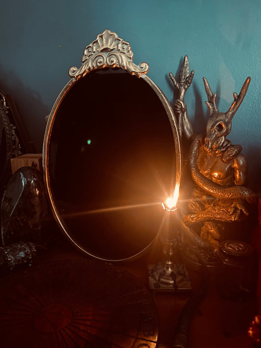 Scrying Mirror